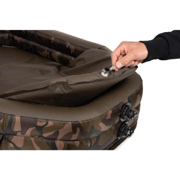 FOX MOQUETA INFLABLE CARPMASTER AIR MAT CAMO Fox-MOQUETA-INFLABLE-Carpmaster-Air-Mat