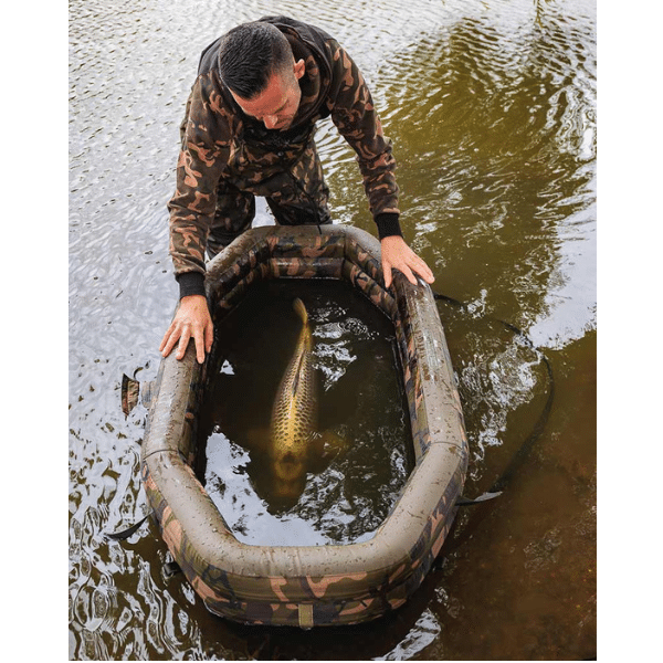 FOX MOQUETA INFLABLE CARPMASTER AIR MAT CAMO Fox-MOQUETA-INFLABLE-Carpmaster-Air-Mat